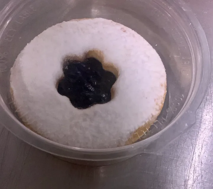 Occhio di bue ai frutti di bosco